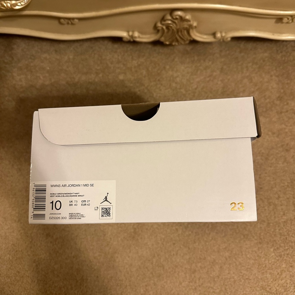 Air Jordan 1 mid